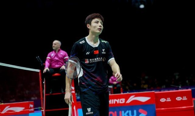 李诗沣石宇奇接连出局 本土作战八强仅剩赵俊鹏