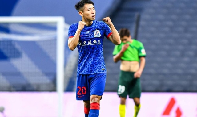 意外！于汉超和穆斯卡特首次公开同框亮相，引发申花球迷热议